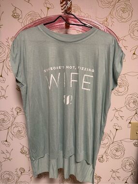 Bomb Party Wife Graphic Relaxed Tee - Light Mint